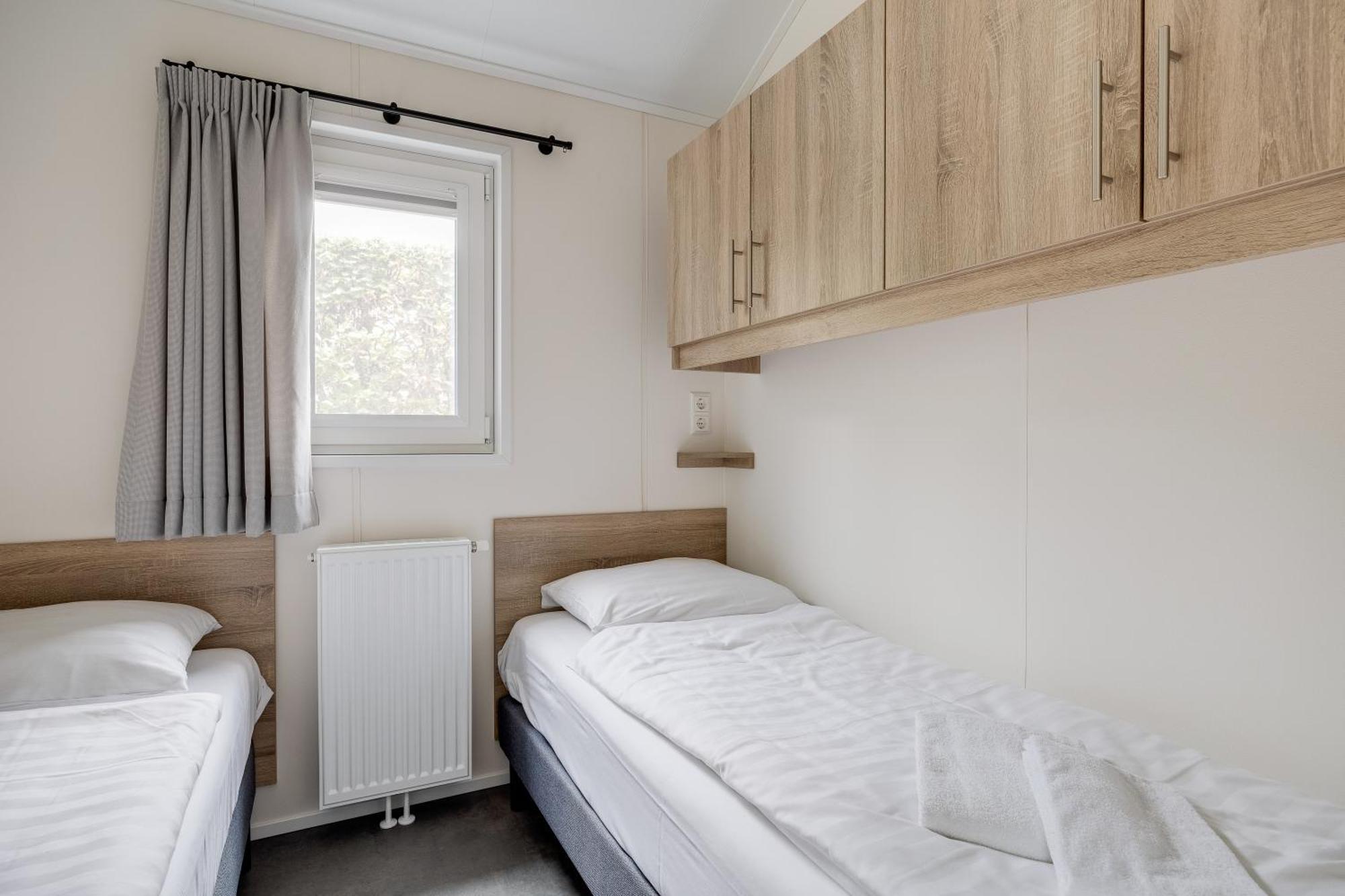 Modern Ingericht Chalet Op Groen Park Op De Veluwe Epe Eksteriør bilde